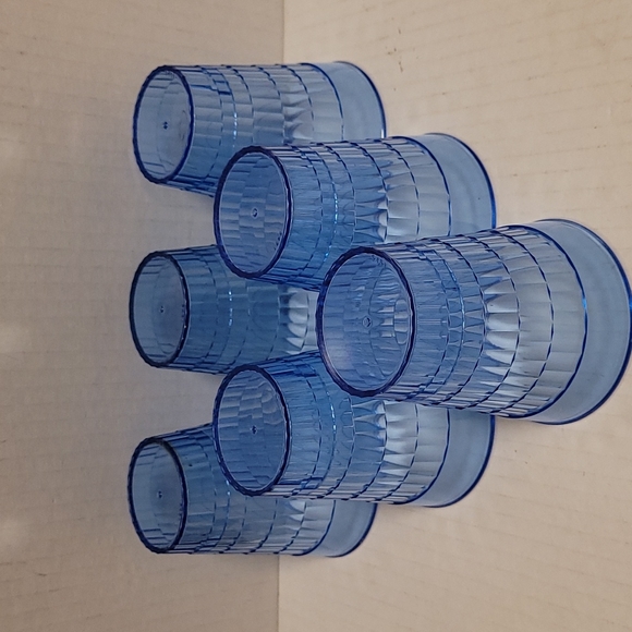 Set of 6 Small Plastic Vintage Oatmeal Glasses - Picture 6 of 11